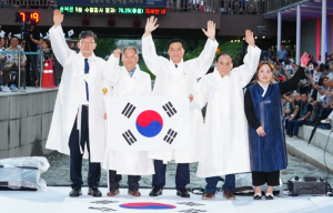 성북천에 울려 퍼진 1천 명의 ‘만세’소리, 광복 80주년 기념 문화제 감동