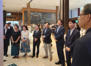 서울시의회 기획경제위원회 이승복 부위원장, 서울연구원 광복 80주년 기획 전시 『다음서울: 서울의 변화와 미래』 개막식 참석