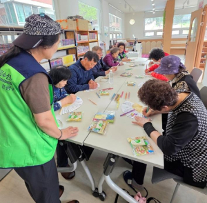 은평구, `삼삼오오·도란도란` 건강소모임으로 어르신 건강 증진