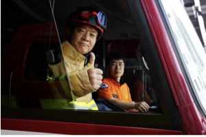 성북구, 민방위 훈련 연계 `긴급차량 길터주기 훈련` 실시