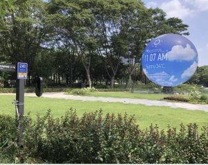 송파 랜드마크 `더 스피어`, 주소 생겼다! `석촌호수로 241`로 오세요~