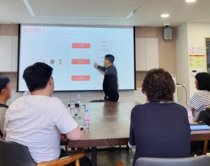 ˝스마트폰 활용부터 세무·마케팅까지˝…강남구, 찾아가는 상인교육 운영