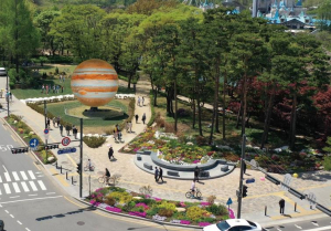 `더 스피어`부터 `트로피 파크`까지 송파대로 달린다! 송파구, `2025 스타일런 with 송파구` 개최