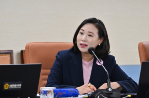 서울시의회 이새날 의원, 교육청에 수요자 중심 소통·복합시설 감사·학점제 혼란 해소 촉구