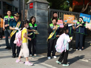 ˝어린이 등굣길, 모두 함께 안전하게˝ 은평구, 교통안전 공공기관 합동 캠페인 진행