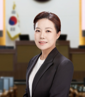 서울시의회 박성연 의원, 벌레 나오는 지하철 좌석…서울시는 시민 불편 방치 말라