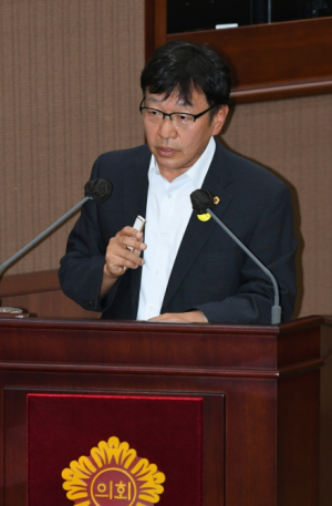 서울시의회 송재혁 의원, 강북지역 어르신 교통비 부담 크다