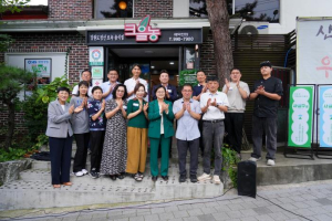 강북구 스마트팜 농산물, 4·19 카페거리 메뉴로…협력매장 현판식 열려