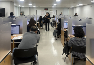 서울시, 수어 가능 요양보호사 16명 탄생…청각장애 어르신 돌봄 공백 완화