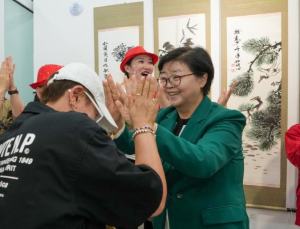 이순희 강북구청장, 자치회관 프로그램 발표·전시회 찾아 주민 격려