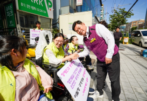 이필형 동대문구청장, 장한평역 일대 보행환경 재점검