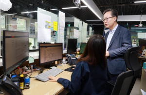 유성훈 금천구청장, 국가정보자원관리원 화재 관련 현장 상황 살펴