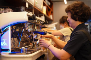 성동구, 내년 생활임금 1만 2,121원 확정...서울 최다 근로자 적용