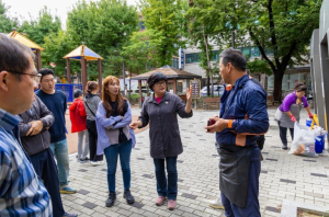 강북구의회 유인애 의원, 백년시장 악취 민원 해결 위해 현장 방문