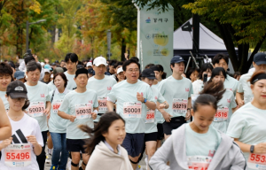 진교훈 강서구청장, 제3회 허준런 참가... 2,600명과 함께 즐겨