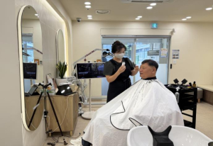 개소 2주년 맞은 서초구 `헤어 한우리`, 장애인 맞춤 서비스로 인기!