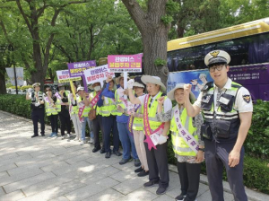 종로구, 관광버스 불법주정차 근절 캠페인 전개