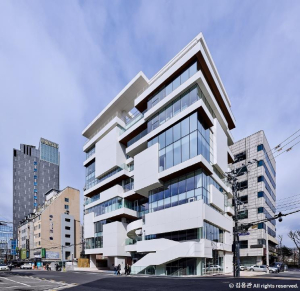 송파구, `제2회 건축상 수상작` 전시… ˝도시 속 품격 있는 건축문화 이끈다˝