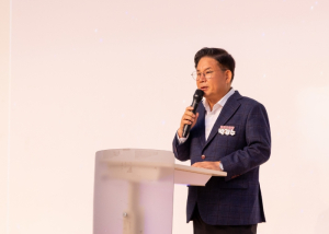 박강수 마포구청장, 어르신들의 열정을 담은 경로당 여가프로그램 발표회 참석