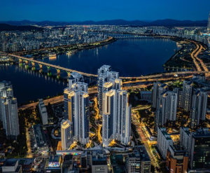 강남구, 청담삼익 22년 만에 준공…˝준공 TF, 적기 완공 견인차 역할˝