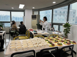 구로구, 1인 가구 어르신을 위한 건강 요리 교실 운영