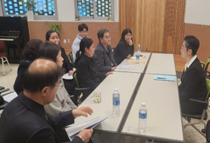 서울시의회 유정희 의원, 세종문화회관 리허설 중 사고 이후 사망한 고(故) 안영재 성악가 추모음악회 및 유가족 간담회 참석