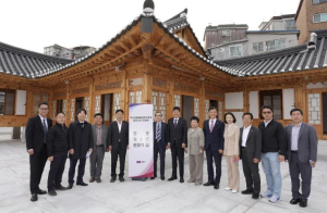 ˝춤추고 노래하며 스트레스 날린다˝ 종로 첫 청소년문화의 집 개관