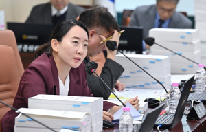 곽향기 서울시의원, 파면당한뒤 소송 건 중징계자는 승진, 처분 인정한 경징계자는 승진제외한 서울교통공사