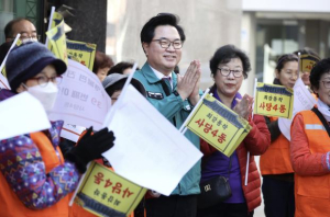 동작구, `길 한복판 전신주` 끝까지 뽑는다 ! … 내년 상반기 누적 50본 돌파 전망