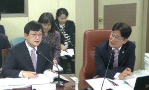 서울시의회 김용일 의원, 민생노동국 예산안 심사에서 지역구 골목상권 활성화 질의