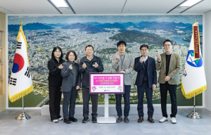 광진구, 케이티(KT)로부터 취약계층 아동 위한 디지털 학습기기 기부받아