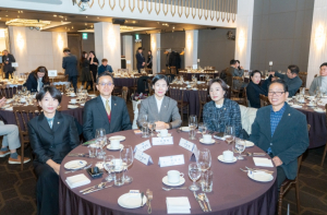 강남구의회,  ‘2025년 강남구상공회 우수기업 시상식 및 송년회’ 참석