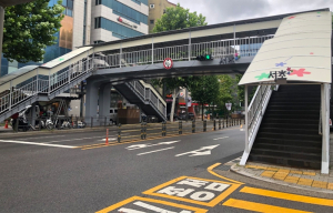 서초구, 보도육교 캐노피 설치로 보행자 안전 대폭 강화!