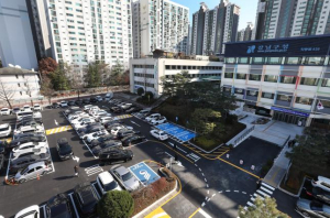 ˝문콕 걱정 끝!˝ 강남구, 구청 주차장 주차면 넓혔다