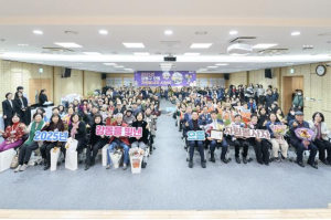 강동구, 2025년 봉사 영웅들이 한자리에…`으뜸 자원봉사자 시상식` 개최