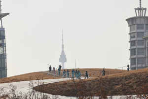 서울디자인재단, 하늘을 걷는 이색경험 `DDP 루프탑 투어` 서울 대표 어트랙션… 만족도 97%