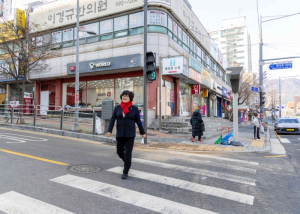 강북구의회 유인애 의원, 수유2동 주민센터 옆 ‘보행자 신호등 설치’ 이끌어내