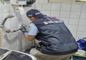 성동구, ‘낙상방지 홈케어’로 주거 안전과 어르신 마음 한번에 챙긴다