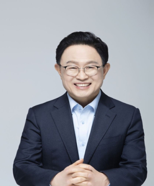 “HUG는 서울시 모아타운 사업 융자지원한도 늘려라!” 최기찬 서울시의원 대표발의한‘모아주택·타운 사업 활성화를 위한 융자지원 확대 촉구 건의안’채택!