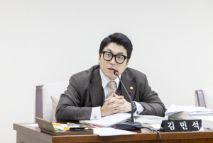 김민석 강서구의원, “의원 일하라고 만든 정책지원관 제도… 정작 일하는 날엔 아무도 없었다”
