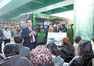 동작구, 서울 최고 이용률 `신대방역 자전거 주차장` 13년 만에 새 단장