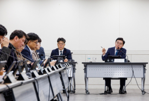 진교훈 강서구청장, 첫 간부회의서 현장 중심 ‘소통행정’ 강조