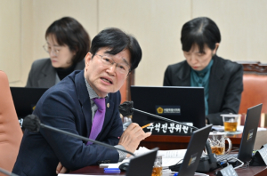 서울시의회 김용일 의원, 이커머스 시장 여성 취·창업 활성화 특위 참석