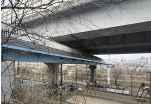 성동구, 사근용답간 인도교 보수공사 완료