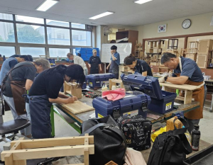 배움에서 일까지 연결했다 …강동50플러스센터, 중장년 재도약 `가속`