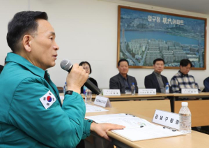 강남구, 압구정 재건축 현장서 `구청장-조합장` 간담회