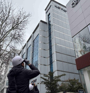 서초구, 설 연휴 앞서 옥외광고물 선제적 안전점검 마쳐