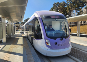 오 시장, 12월 개통 `위례선 트램` 현장점검… ˝교통체계 혁신, 지역상권 활성화˝