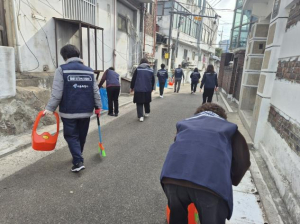 우리 동네는 우리 손으로 지킨다! 강북구, 내 지역 지킴이와 함께하는 환경순찰 실시