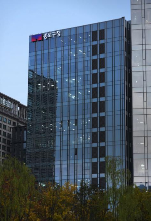 종로구, 지역 인재 128명에 장학금…2억2400만원 지원